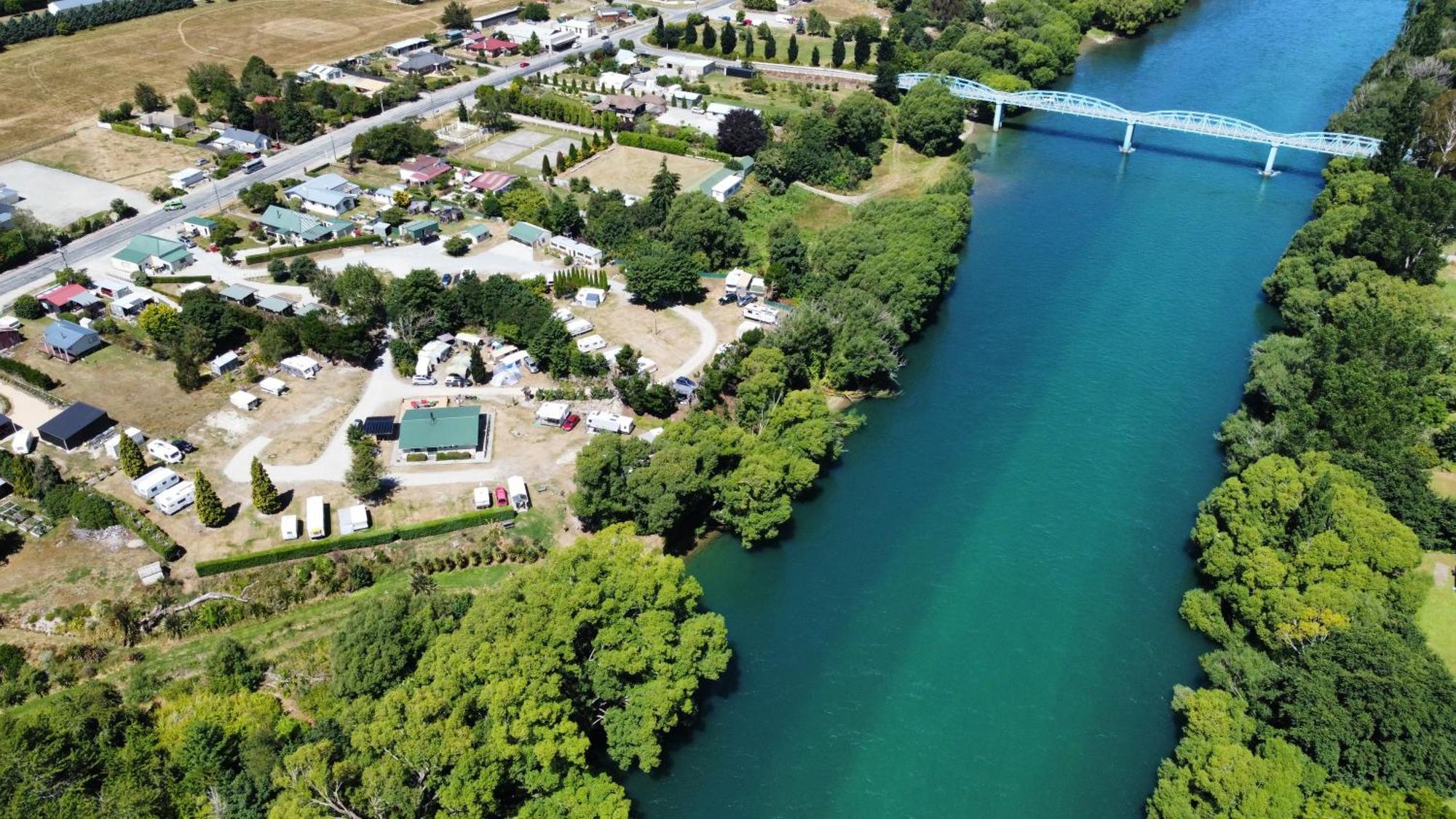 Millers Flat Holiday Park Екстериор снимка